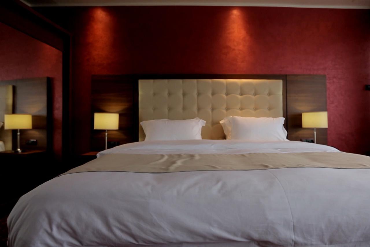 Orbis Design Hotel & Spa Paraćin Quarto foto